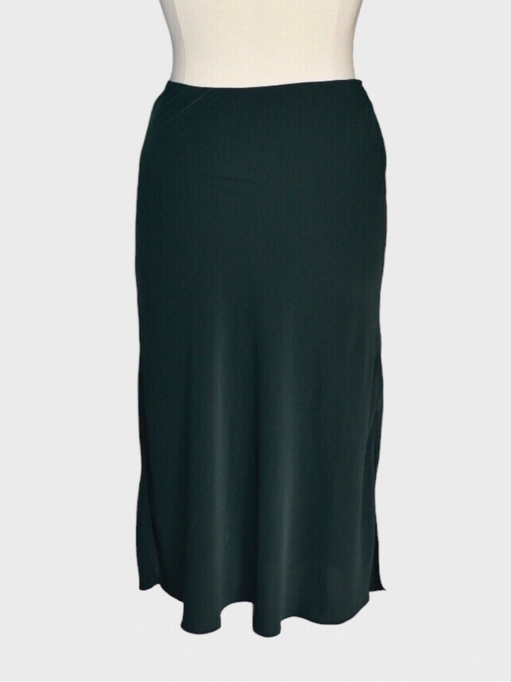 Time and Tru Pull-On A-Line Midi Skirt